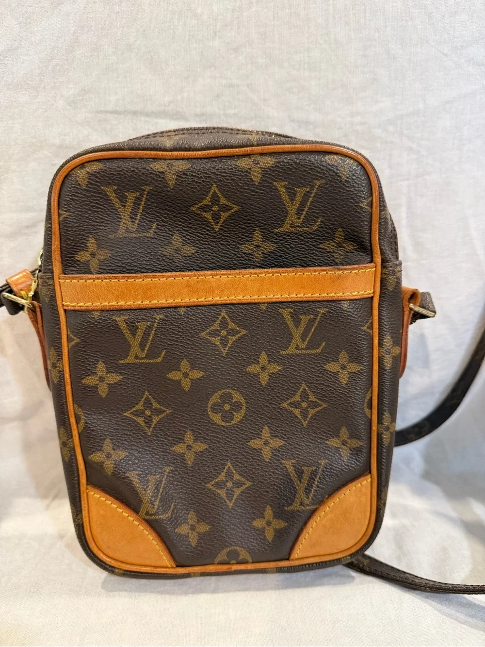 Vintage Louis Vuitton Danube PM Monogram Crossbody Bag France AR0040